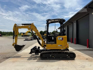 used 2023 CATERPILLAR 302.7CR | Used for 302.7 Mini Excavator 2.7 Ton 2023 <b>Model</b> Japan Origin Excellent Condition for sale - Product Image 2