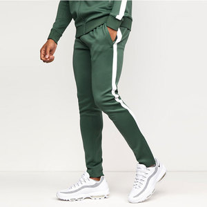 Conjunto Deportivo de Invierno Personalizado, Estilo Urbano, Holgado, Cortavientos, Pantalones Jogger de Algodón, Sudadera con Cremallera Reflectante para Hombre - Product Image 3