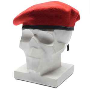 Vente en gros unisexe meilleurs chapeaux et casquette uniformes de béret personnalisés avec un design de qualité unique - Product Image 5