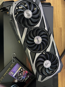Scheda Grafica ROG Strix NVIDIA GeForce RTX 3090 Gaming OC 24GB GDDR6X di Alta Qualità - Product Image 2