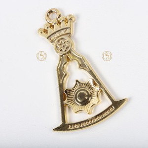 Joyas Masónicas Chapadas en Oro con Cuentas, Material Metálico de Alta Calidad - Product Image 1