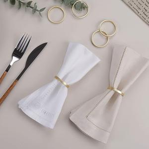 Anneaux porte-serviettes en laiton et résine noirs pour la décoration de table à la maison, à l'hôtel, au restaurant, anneaux porte-serviettes à fleurs - Product Image 3