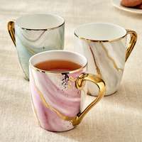 Belle tasse à café en céramique de différentes couleurs traditionnelles avec bord doré et poignée | Verres pour la maison, le restaurant, l'hôtel et les cadeaux