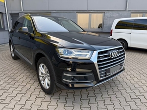 Audi Q7 55 Premium d'occasion 2019, conduite à gauche, sièges en cuir, pneus R17, transmission automatique, phares à LED - Product Image 1