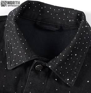 แจ็คเก็ตยีนส์สีพื้นแบบกระดุมแถวเดียว ขายดี คุณภาพสูง โลโก้ด้านหน้า ทรงเข้ารูป ผลิตในปากีสถาน ลดราคา - Product Image 3