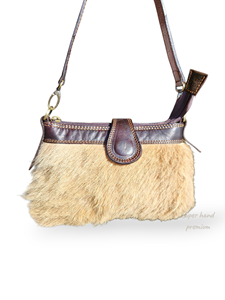 Sac bandoulière/à l'épaule de haute qualité en cuir véritable avec garniture en fausse fourrure vintage, fermeture éclair, sangle unique pour femmes - Product Image 2