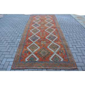 Alfombra Étnica Turca Vintage de 9x12 con Respaldo de Látex de Lana para Área Grande, Diseño de Retales Naranja y Beige, Estilo Rectangular para Pasillo - Product Image 1