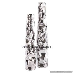 Vase d'affichage de fleurs fabriqué à la main de qualité Super exportation fantaisie Vase durable en métal de conception martelée polie brillante couleur or - Product Image 2