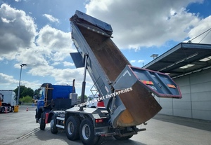 Camion benne d'occasion 2016 FMX 500 8X4 Neuf Euro 6 Automatique Diesel pour Transport Minier - Product Image 3