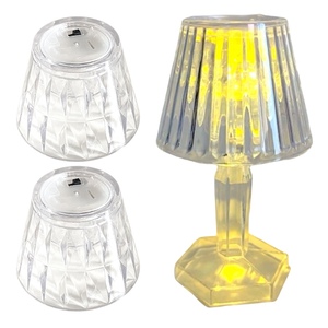 Cabezal de lámpara de mesa de cristal LED-Luz ambiental romántica para mesita de noche de dormitorio, regalo de decoración de estilo Ins para ella con carga USB - Product Image 1