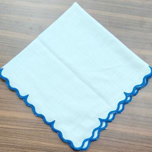 Servilleta de tela de algodón elegante color azul real con borde festoneado para cenas, bodas y restaurantes - Product Image 5