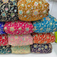 Tissu Georgette Non Tissé Respirant Brodé Jacquard Floral Africain pour Vêtements Traditionnels Garçons, Hommes, Filles et Accessoires
