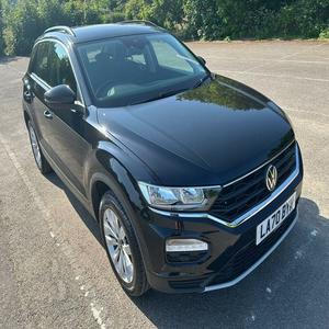 Volkswagen T-Roc 1.5 TSI SE DSG 2021 Económico, Disponible con Volante a la Izquierda/Derecha - Product Image 4