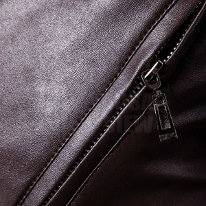 เสื้อแจ็คเก็ตหนังแฟชั่นสำหรับผู้ชายเสื้อแจ็คเก็ตหนังโลโก้ตามสั่ง - Product Image 3