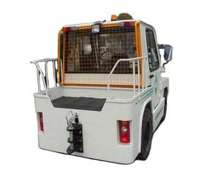 Tractor de Remolque para Equipaje y Carga en Aeropuertos, para Transporte Especial de Aeronaves, Listo para Conducir, en Buenas Condiciones - Product Image 4