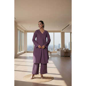 Ensemble Kurta en velours côtelé respirant 100 % coton Mulberry Wine pour femme, idéal pour le quotidien - Product Image 3