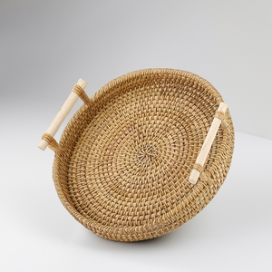 Venta al por mayor de bandejas redondas de bambú de Vietnam bandeja de servicio respetuosa con el medio ambiente con estilo de ratán hecho a mano para la decoración del hogar-SR2058 - Product Image 4