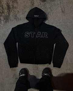 Conjuntos de pantalones de chándal acampanados y Sudadera con capucha y logotipo con estampado de diamantes de imitación, chándal negro personalizado para hombre, chándales de dos piezas - Product Image 4