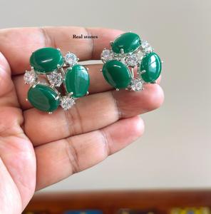 Pendientes Elegantes de Plata de Primera Calidad con Aspecto Moderno y Piedras de Circonita Cúbica, Colección para Bodas y Fiestas para Mujeres y Niñas - Product Image 3