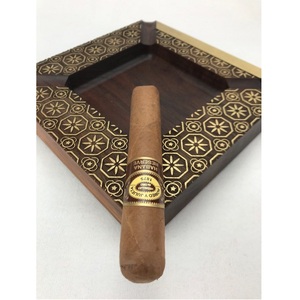 Elegant Polished Wooden <b>Ashtray</b> For Classic Homes Adding Charm To Lounge Corners And Bar Counter Areas - Product Image 5