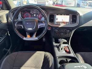 Dodge Charger SRT Hellcat 2018 Usado en Buen Estado - Product Image 5