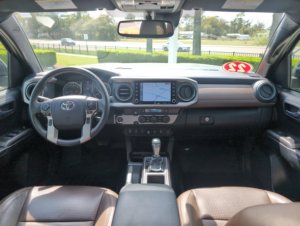 Toyota Tacoma 2WD Limited d'occasion propre 2022 - Product Image 5