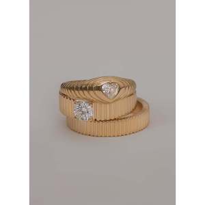 Amora Diamond Ribbed <b>Heart</b> <b>Signet</b> <b>Ring</b> Elegant and Luxurious Diamond <b>Ring</b> - Product Image 6