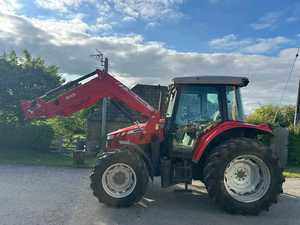 Tractor agrícola Massey Ferguson 945 de 70HP usado Original de EE. UU. Disponible a precio mayorista y listo - Product Image 5