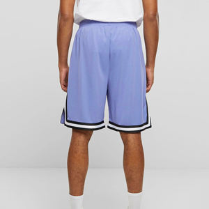 กางเกงขาสั้นตาข่ายผู้ชายแบบสวมใส่ได้สองด้าน พิมพ์ลายโลโก้ตามสั่งสำหรับฤดูร้อน เหมาะสำหรับเล่นบาสเก็ตบอล ออกกำลังกาย ผลิตจากโพลีเอสเตอร์ ระบายอากาศได้ดี มีกระเป๋า ความยาวเหนือเข่า - Product Image 6