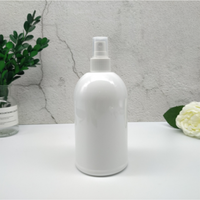 Bomba de botellas vacías de plástico PET de 500ml para Gel de ducha, cosméticos para el cuidado de la piel, para el cuidado de la piel pistola pulverizadora, fabricante vietnamita