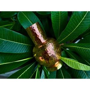 Les carafes en cuivre martelé sont naturellement antimicrobiennes, favorisant un stockage d'eau plus sûr dans les conditions quotidiennes, article incroyable. - Product Image 2