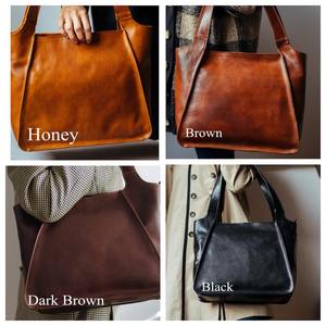 Elegante Mochila de cuero para mujer Bolsa de viaje multiusos e informal para viajes diarios disponible a un precio asequible - Product Image 1