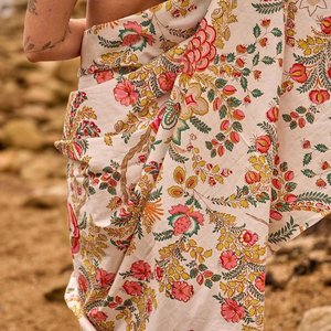 Sarong en coton imprimé à la main, danseur du soleil, enveloppe de plage, cadeau de voyage - Product Image 2