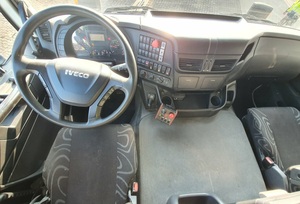 Camión Iveco Trakker 6X4 2014, Camión de Servicio Pesado con Motor Euro 4, Capacidad de Carga de 31-40T - Product Image 5