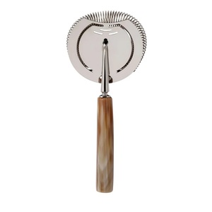 Colador de Cócteles Hawthorne de Acero Inoxidable Premium con Resorte Reforzado, Vertido Suave y Preciso, Herramienta de Barman - Product Image 5