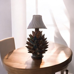Lampe de table durable en papier mâché pour décoration intérieure de chambre à coucher - Product Image 3