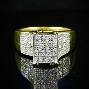 Bijoux Hip Hop glacés carrés classiques avec bague en diamant rond Moissanite en style de luxe en argent 925 - Product Image 1