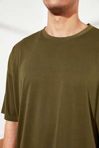 T-shirts surdimensionnés personnalisés à col rond uni de poids lourd pour hommes High Street Style Fabriqué au Pakistan - Product Image 2