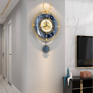 Horloges murales innovantes en métal en vrac, montres créatives au prix de gros, décoration intérieure moderne et élégante, conceptions uniques d'horloge murale. - Product Image 3