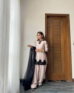 ชุดลูกปัดปัก salwar kurta Farsi สำหรับผู้หญิงดีไซน์ทันสมัยสำหรับงานปาร์ตี้ - Product Image 3