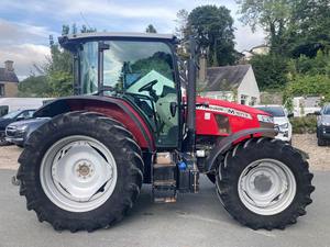 Tracteur d'occasion Machines agricoles Tracteur Massey Ferguson 5713M à vendre - Product Image 5