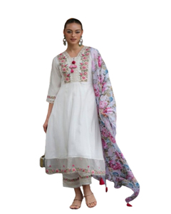 Thiết kế độc quyền khâu Gown Wedding Gown Bridal Gown cho phụ nữ có sẵn ở mức giá tốt nhất từ Ấn Độ Nhà cung cấp bữa ăn tối - Product Image 1