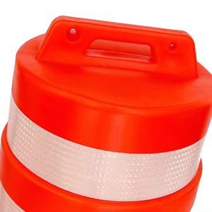 Baril de signalisation routière Wesure 400x1000mm, base de 505mm, non remplissable d'eau, sans éclairage, protection IP10, modèle S2409 - Product Image 5