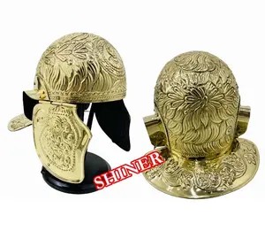 装甲黄铜罗马高卢头盔手工雕刻历史头盔成人尺寸罗马百夫长头盔，带立黄铜波兰头盔