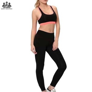 Conjunto Deportivo de 2 Piezas con Leggings de Yoga de Punto Sin Costuras con Logotipo Frontal, Transpirable y Ecológico para Mujer - Product Image 1