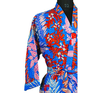Kimono Largo Floral de Algodón 100% Hecho a Mano, Ecológico y Colorido para Mujer, con Cuello en V, Tela Kantha, Estilo Étnico Tradicional para Invierno y Verano - Product Image 5