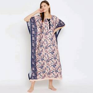 Slim Fit Viscosa Rayón Manga corta extendida Cuello redondo con tapeta de botones Melocotón Floral Maxi Kaftan - Product Image 2