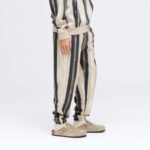Slim Fitness Gym Joggers para hombres Pantalones de chándal de entrenamiento de alta calidad Fabricante de diseño personalizado Pantalones de chándal en blanco 2025 - Product Image 2
