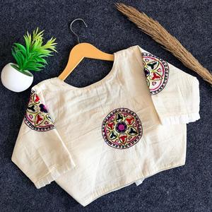 Choli Khaadi de Algodón Puro con Bordado a Mano para Mujeres Adultas Indias - Product Image 1