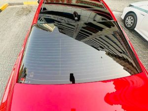 Camry 2021 avec sièges en cuir, régulateur de vitesse adaptatif, traction avant, conduite à gauche, intérieur clair, pneus R19, toit ouvrant panoramique - Product Image 5